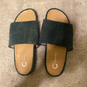 Chenille Slides